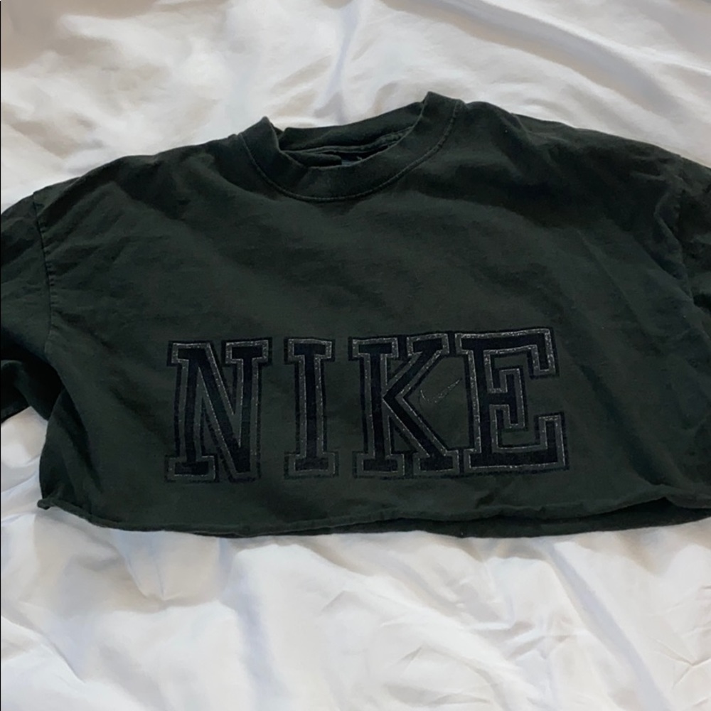 nike vintage long sleeve crop top
